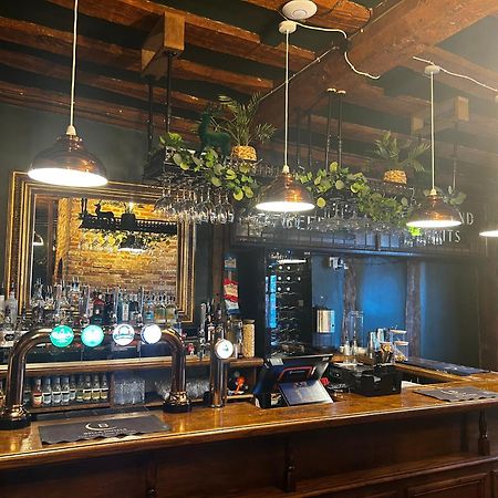 The Limes Bar And Hotel Needham Market Екстериор снимка