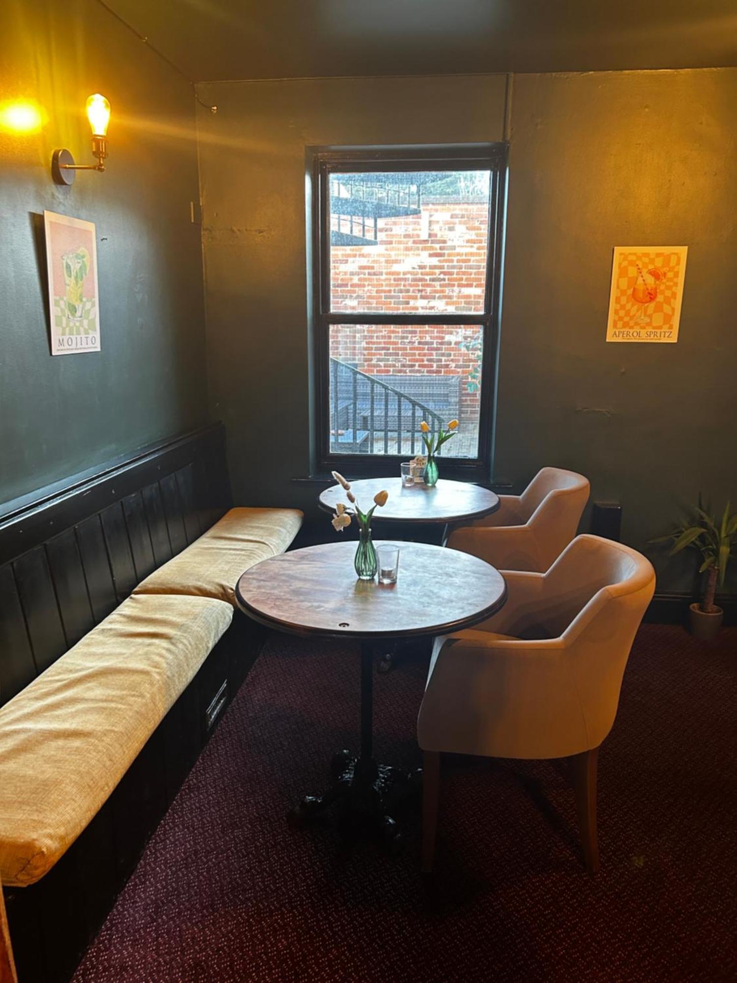 The Limes Bar And Hotel Needham Market Екстериор снимка