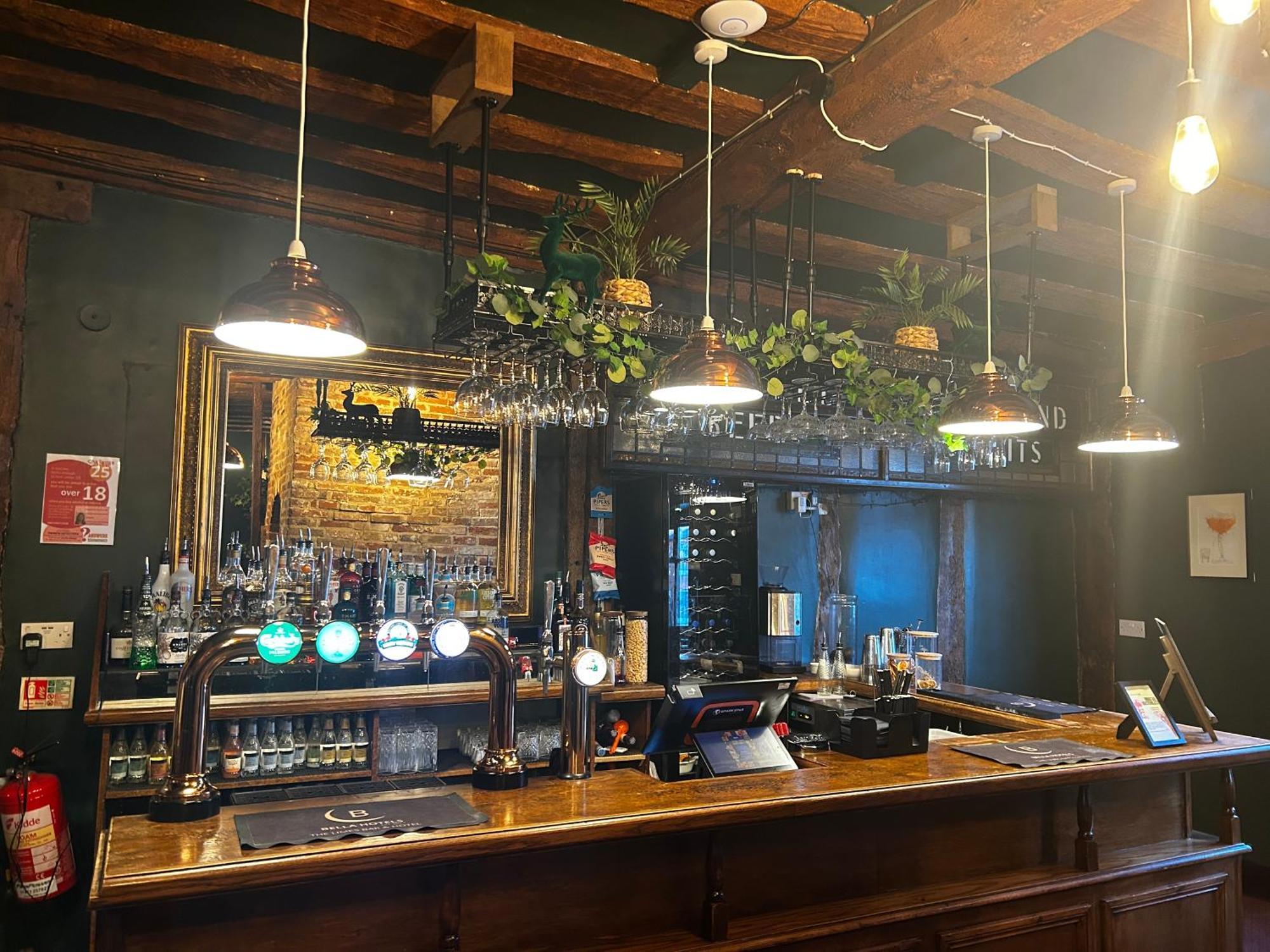 The Limes Bar And Hotel Needham Market Екстериор снимка